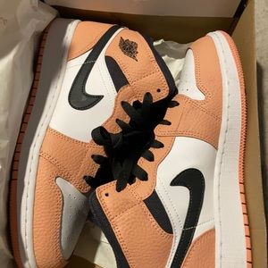 Mid Jordan 1”s
